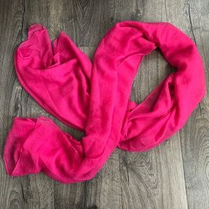 NEW!  Gorgeous Bright Pink Larger Scarf / Wrap